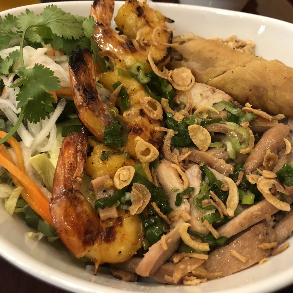 Euphoria Kitchen - Vermicelli Euphoria Special Shrimp, Chicken and Spring Roll Bowl - Vietnamese Near Me - Gaithersburg, Maryland