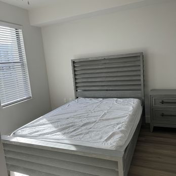 Rooms To Go Patio - Queen size bed with night stand. - Furniture Stores Near Me - Naples, Florida Rooms To Go Patio - Queen size bed with night stand. - Furniture Stores Near Me - Naples, Florida