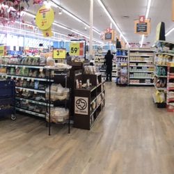 Kroger Food Stores - First isle by produce