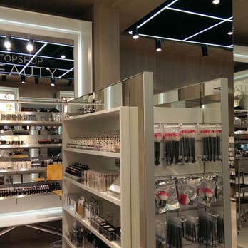 Topshop - Women's Clothing Near Me - Amsterdam, New Hampshire
