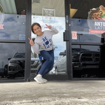 Antojo Latino - Entrance - Colombian Near Me - Royal Palm Beach, Florida