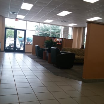 Greenway Ford - The waiting room is huge. This photo is just a part of it. There are 2 flat screen tvs, very good wifi and free coffee. - Car Dealers Near Me - Orlando, Florida Greenway Ford - The waiting room is huge. This photo is just a part of it. There are 2 flat screen tvs, very good wifi and free coffee. - Car Dealers Near Me - Orlando, Florida