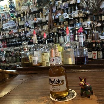 Silva's Saloon - Best to make an easy order so bottle of beer it was! - Dive Bars Near Me - Bernalillo, New Mexico