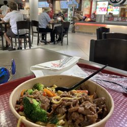 Edo Japan - Beef bowel with noodles - which was very good and also very reasonable priced.