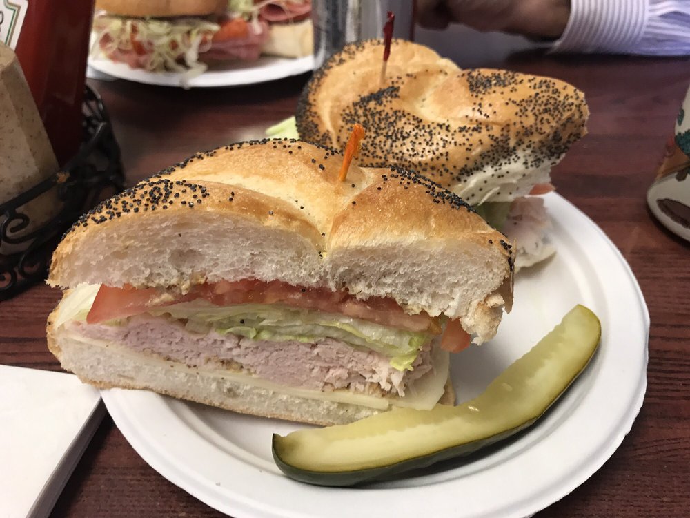 ROOSEVELT’S AMERICAN HOMESTYLE DELI 44 Photos & 110 Reviews 684