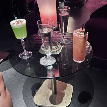 Bloom's - Cocktail Bars Near Me - Baltimore, Maryland