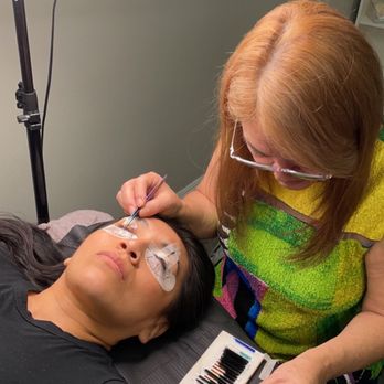 Whiiplash - Classic lash training course - Cosmetics & Beauty Supply Near Me - Fontana, California Whiiplash - Classic lash training course - Cosmetics & Beauty Supply Near Me - Fontana, California