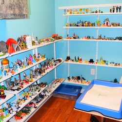 Lake Worth Counseling - Sand Tray - therapeutic play for kids and adolescents