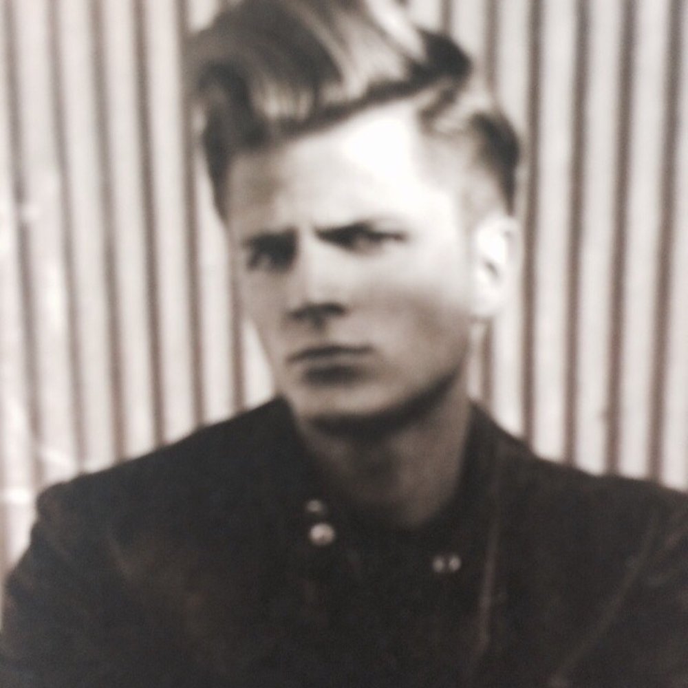 Exclusively Men's Barber And Spa - Smile u got hair! - Barbers Near Me - Phoenix, Arizona