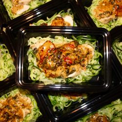 Fit4life - Creamy tuscan chicken over zoodles
