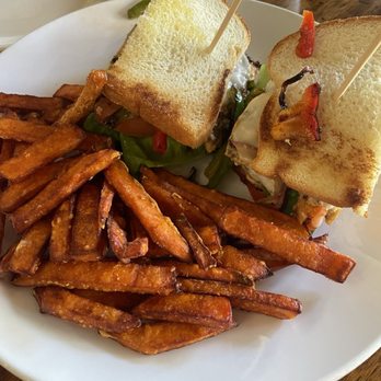 Mama's Egg House - Chipotle chicken sandwich with sweet potato fries - Breakfast & Brunch Near Me - Idyllwild, California Mama's Egg House - Chipotle chicken sandwich with sweet potato fries - Breakfast & Brunch Near Me - Idyllwild, California