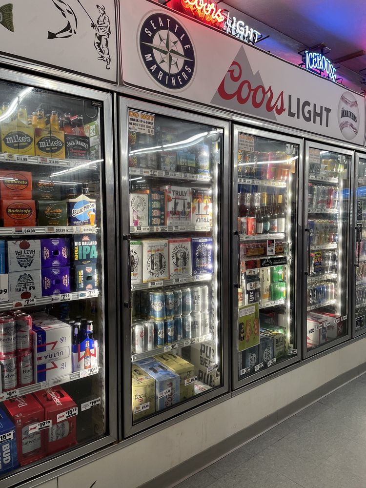 ELDON STORE AND CHEVRON STATION Updated September 2024 22 Photos