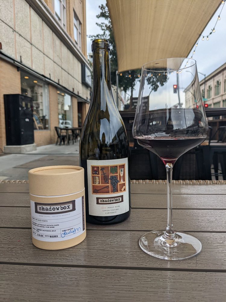 Shadowbox Cellars Logo