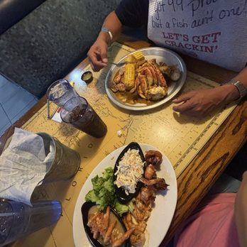 Joe's Crab Shack - Seafood Near Me - Sevierville, Tennessee Joe's Crab Shack - Seafood Near Me - Sevierville, Tennessee