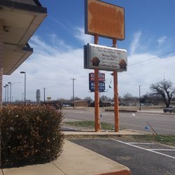Mi jacal Mexican Restaurant - Painted over the China King sign and put up a vinyl sign