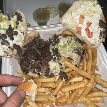 El Salitre - Mexican Near Me - Schiller Park, Illinois