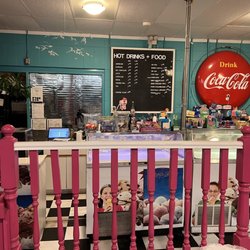 Seaside Scoops - Super cute here