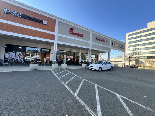 Kura Revolving Sushi Bar by null