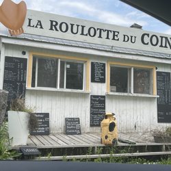 La Roulotte du Coin - Doesn't appear open, Friday, 11:21AM