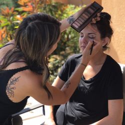 Makeup By Tahna - Behind the scenes