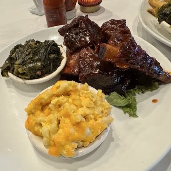 Kelsey's - Beef Short Ribs w/ Macaroni & Cheese & Collard Greens - Soul Food Near Me - Atlantic City, New Jersey Kelsey's - Beef Short Ribs w/ Macaroni & Cheese & Collard Greens - Soul Food Near Me - Atlantic City, New Jersey