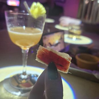 Right Hand - Cocktail Bars Near Me - Miami, Florida Right Hand - Cocktail Bars Near Me - Miami, Florida