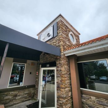 The Crooked Spoon Gastropub - Gastropubs Near Me - Clermont, Florida