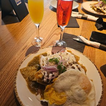 Palenque Kitchen - Chilaquiles verdes for brunch & bottom less mimosa - Mexican Near Me - Riverside, California Palenque Kitchen - Chilaquiles verdes for brunch & bottom less mimosa - Mexican Near Me - Riverside, California