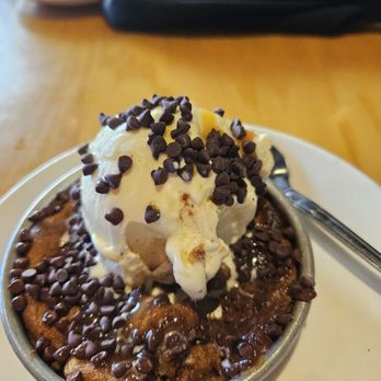 BJ's Restaurant & Brewhouse - My pazookie - New American Near Me - Glendale, California BJ's Restaurant & Brewhouse - My pazookie - New American Near Me - Glendale, California