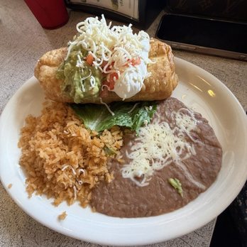 Mariscos Las Brisas - Flamingo plate - Mexican Near Me - Chino, California Mariscos Las Brisas - Flamingo plate - Mexican Near Me - Chino, California