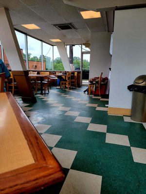 Original Hometown Pizza by null