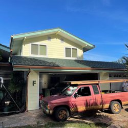 Hawaiian Iron Rain Gutters - Copper gutters and round copper downspouts