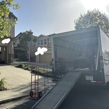 Fenton Moving - Movers Near Me Fenton Moving - Movers Near Me