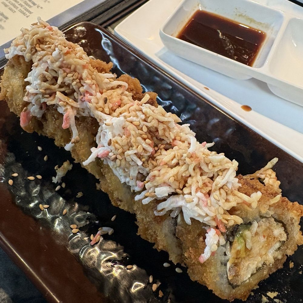 Sushi Pier - 007 roll - Sushi Bars Near Me - Reno, Nevada Sushi Pier - 007 roll - Sushi Bars Near Me - Reno, Nevada