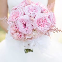 My bouquet with feathers! My bouquet with feathers!