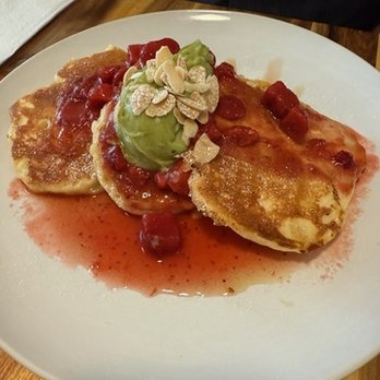 SCENIC Coffee + Brunch - strawberry mochi pancakes - Breakfast & Brunch Near Me - Toronto, Ontario