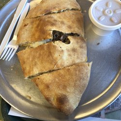 J & J Pizzeria & Grille