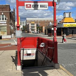 Patco Camden - CityHall - entrance, in front of city hall