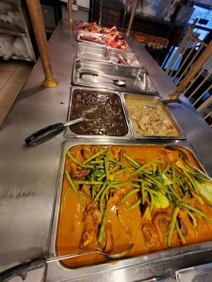 Filipiniana Restaurant by null