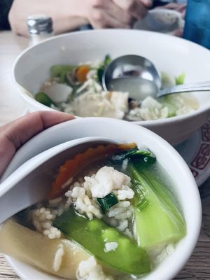 Lee's Chinese Food by null