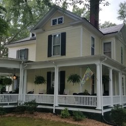 The Ivy - An English Bed and Breakfast - A beautiful Victorian home