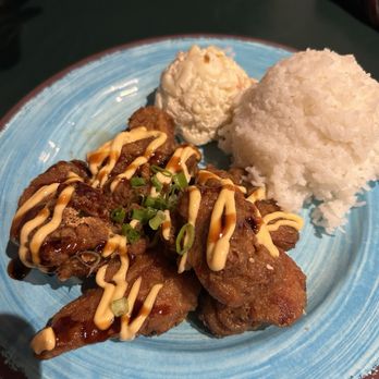 Joey's Kitchen Napili - Garlic chicken - Filipino Near Me - Lahaina, Hawaii