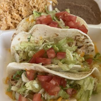 Mara's Grill - 3 Chicken Tacos - Mexican Near Me - Milwaukee, Wisconsin