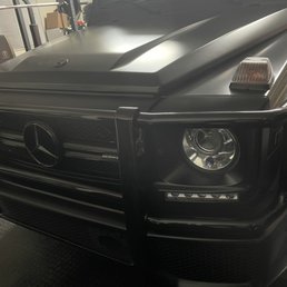 Beautiful Job blacking out my front panel and accesories Beautiful Job blacking out my front panel and accesories