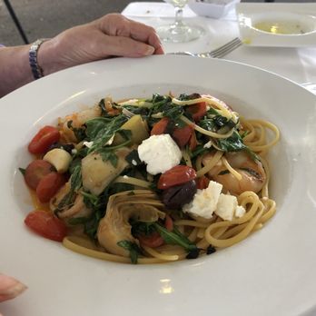 Bin 100 Restaurant - Mediterranean shrimp - Italian Near Me - Milford, Connecticut Bin 100 Restaurant - Mediterranean shrimp - Italian Near Me - Milford, Connecticut