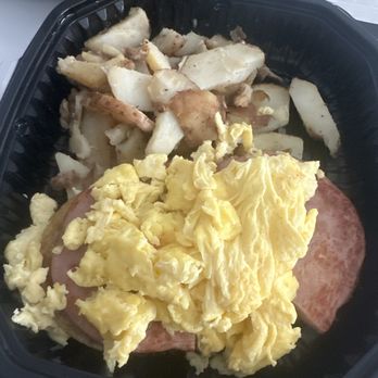 Huckleberry's - Benedict Scramble - Southern Near Me - Anaheim, California Huckleberry's - Benedict Scramble - Southern Near Me - Anaheim, California