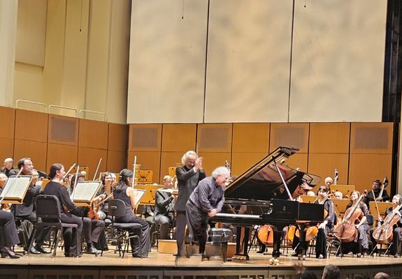 Arlene Schnitzer Concert Hall by null