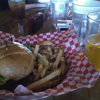 Parkfield Cafe - Sandwiches Near Me - Parkfield, California Parkfield Cafe - Sandwiches Near Me - Parkfield, California