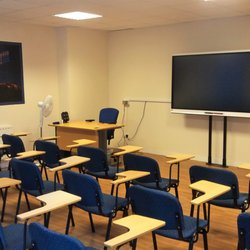 School Courses & Career Development - Clean, well equipped and modern classrooms