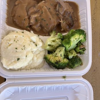 Kahai Street Kitchen - Roast pork special of the day with mashed potatoes and steamed broccoli - Salad Near Me - Honolulu, Hawaii Kahai Street Kitchen - Roast pork special of the day with mashed potatoes and steamed broccoli - Salad Near Me - Honolulu, Hawaii
